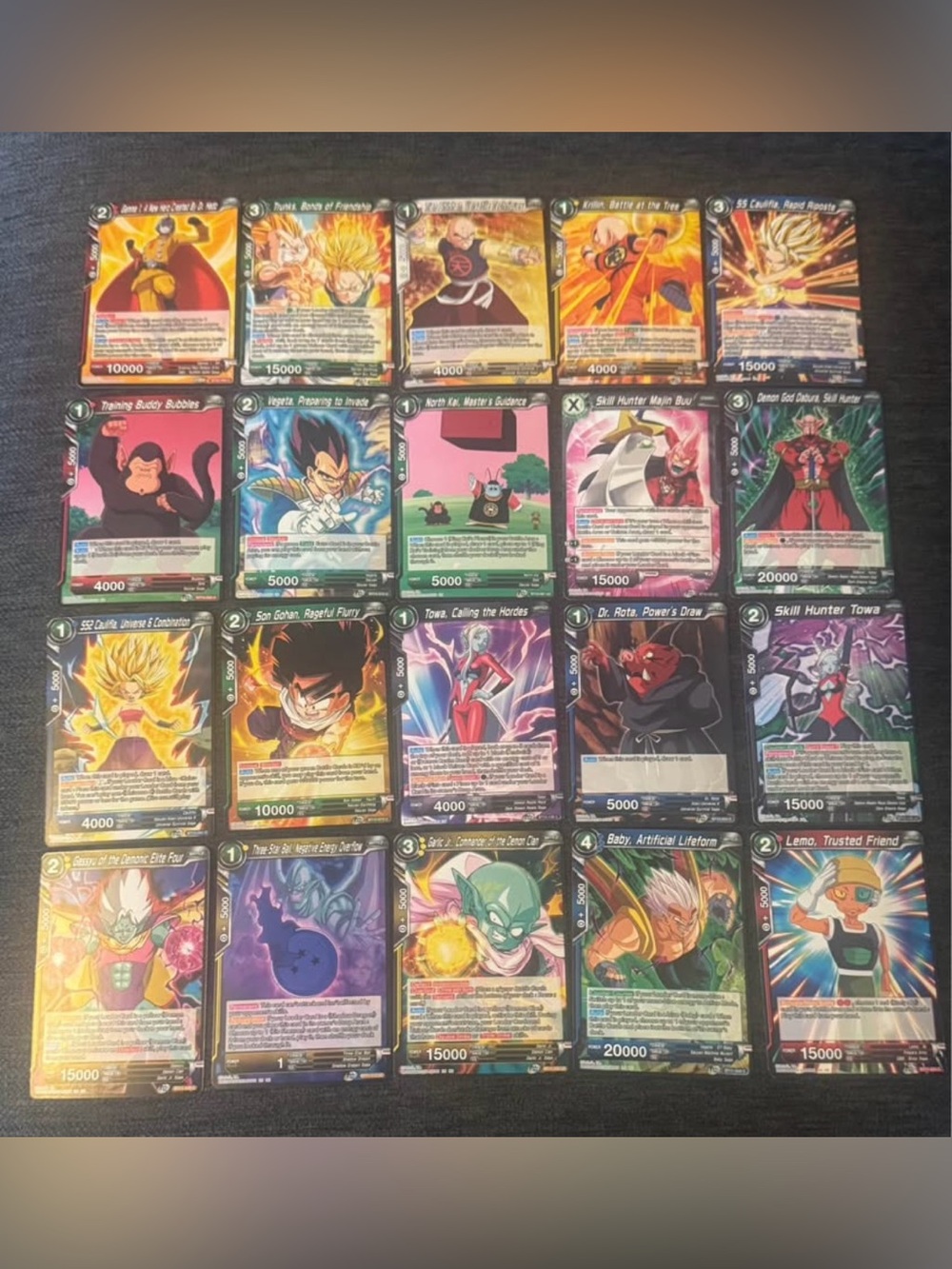 (7) 100 Dragon ball cards in perfect condition